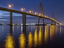 Image: 5 record cable-stayed bridges connecting the Western