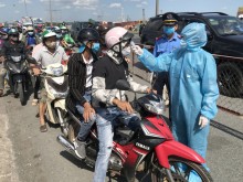 Image: Ho Chi Minh City installs 12 coronavirus checkpoints at entrances