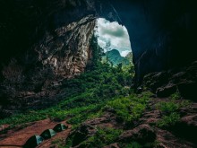 Image: The wild beauty of one of the largest caves in the world