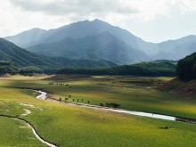 Image: Hoa Trung Lake Da Nang – picturesque camping coordinates