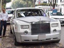 Image: A sequence of uncommon images of the motive force of the ‘espresso king’ Dang Le Nguyen Vu subsequent to the Rolls Royce supercar triggered a ‘storm’ on MXH