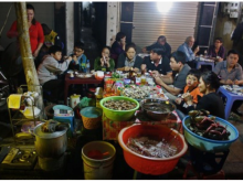 Image: Guests reveal how to find good street food in Vietnam