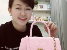 Image: Hermes, Chanel bag-shaped birthday cake for the rich in HCMC