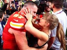 Image: Taylor Swift and Travis Kelce Tie the Knot at MSG