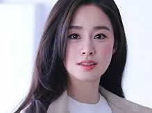 Image: Kim Tae Hee: The 'Fraud' of Natural Beauty