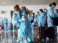 Image: Vietnam records 12 new imported COVID-19 cases