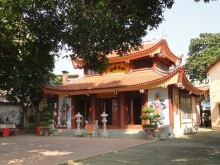 Image: Spring tour at the beginning of the year at Ha Tuyen Quang temple
