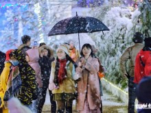 Image: Vietnam’s Sa Pa runs out of room as visitors flock to see frost