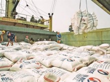 Image: Viet Nam imports Indian broken rice