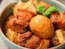 Image: Recipe Thit kho tau Caramelized pork and eggs for Lunar New Year