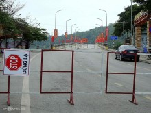 Image: Photos show life under Covid 19 lockdown in Vietnam town