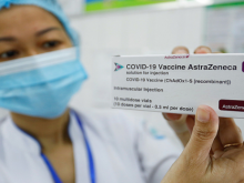 Image: Over 55 000 Vietnamese receiving AstraZeneca vaccine low rate of post injection reaction shown