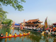 Image: The traditional Thai Binh festival visitors should not miss