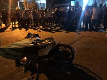 Image: Two dead, three injured in serial traffic accident in central Vietnam