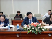 Image: Vietnam seeks COVID-19 vaccine supply from Russia, China, India