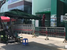 Image: Da Nang locks down hospital over suspected COVID-19 case: source