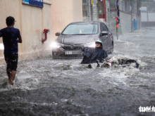 Image: Downpour inundates Thu Duc City