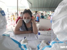 Image: Vietnam adds more than 100 domestic coronavirus infections in one day
