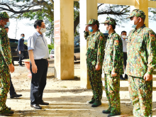 Image: PM inspects Covid 19 prevention and control in southern border province