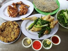 Image: 2 ‘chicken only’ restaurants in Quy Nhon