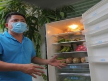 Image: Community fridge gives free food to people in need during pandemic