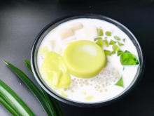 Image: Easy to follow recipe for sweet avocado soup Vietnamese Cuisine