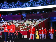 Image: In Photo Vietnamese Delegation Marches At Tokyo Olympics Opening Ceremony