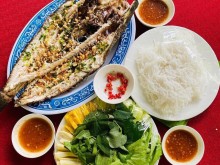Image: Two country-style grilled dishes in the West