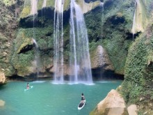 Image: Hiding in Moc Chau, bathing in Fairy Waterfall