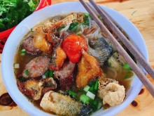 Image: ‘Warm up’ with famous winter dishes in Hai Phong