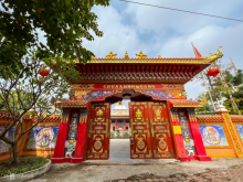 Image: Unique Tibetan Temple in Hanoi