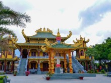 Image: What does Chon Thanh Binh Phuoc have to do? What is the most beautiful and interesting place?