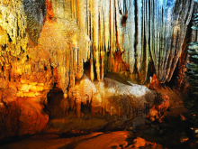 Image: Paradise Cave, a natural wonder
