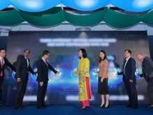 Image: Standard Chartered launches new Head Office in Hanoi