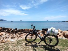 Image: The 61-year-old explorer rode a bicycle 1,800km from North to South alone: ​​”Going to see Vietnam’s beauty”