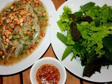 Image: The apricot fish salad has not been tried yet but has not been to Phan Thiet