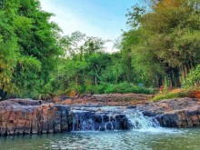 Image: Loc Ninh Turtle Waterfall – an attractive entertainment and entertainment place for young people in Binh Phuoc