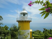Image: 120-year-old lighthouse on Son Tra peninsula