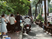 Image: Mixed vermicelli in front of the gate of the University of Architecture Ho Chi Minh City “fever”: The day sold a hundred parts thanks to the exclusive spice