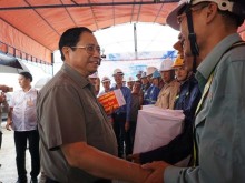 Image: PM wants My Thuan 2 Bridge project to be completed early