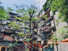 Image: Double compensation likely for aging apartments in Hanoi