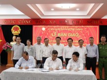 Image: HCMC hands over 34 hectares of land to Beltway No. 3 project