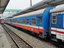Image: Vietnam Railway seen lacking train cars
