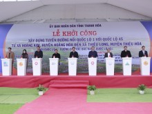 Image: Work starts on road project in Thanh Hoa