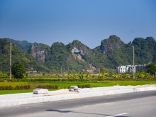 Image: Ha Long’s perforated mountain – a new destination for young people