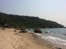 Image: Sung Co – pristine beach at the foot of Hai Van pass