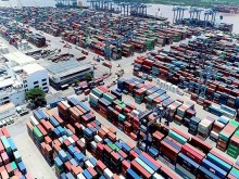 Image: Time for customs clearance to be cut by 10% from this year