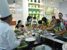 Image: Sai Gon Tiep Thi, Meizan Demo Center hold Chef Exchange Program