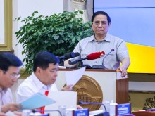 Image: PM tells HCMC to remove irresponsible officials