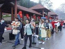 Image: Chinese tourist arrivals in Vietnam surge